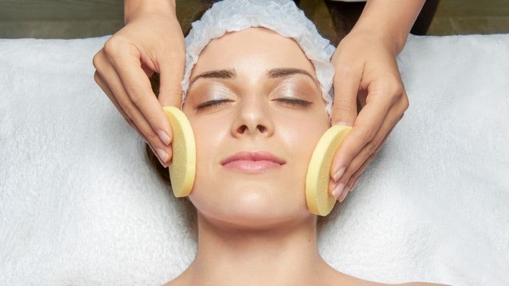 Facials by The White Door