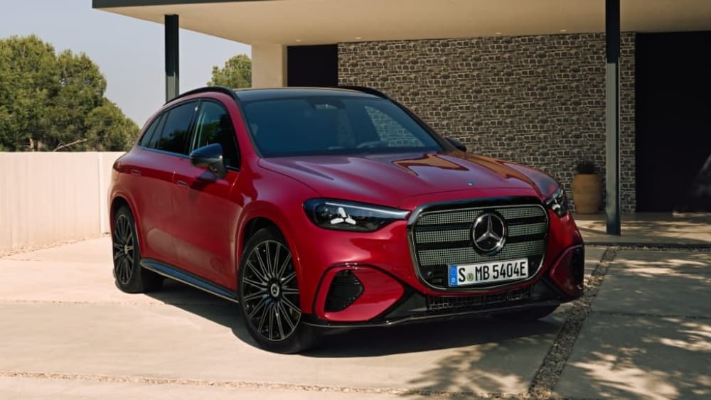 Mercedes’ Iconic Front Grille