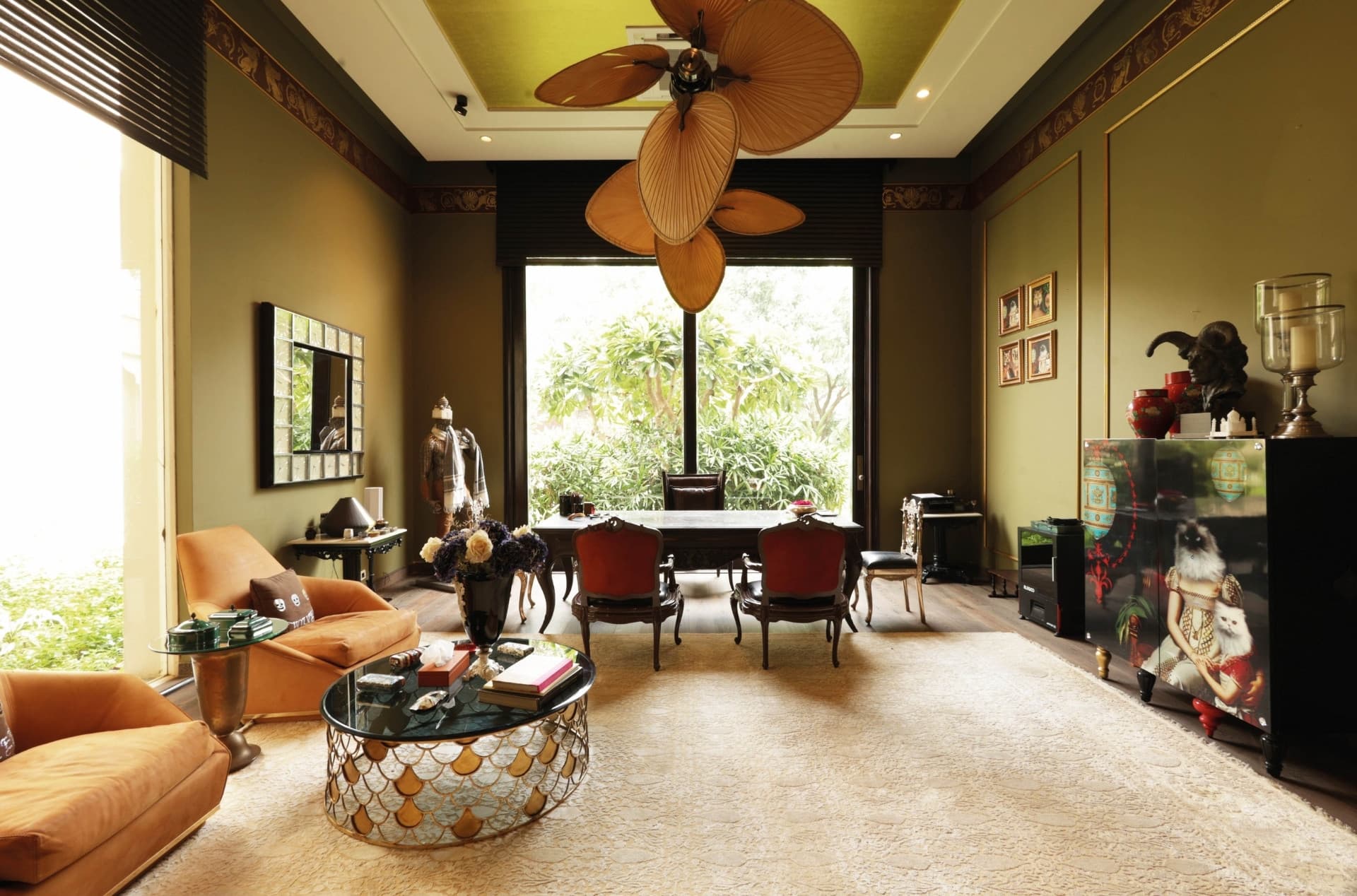 Raseel Gujral Ansal and Navin Ansal's Palatial Home